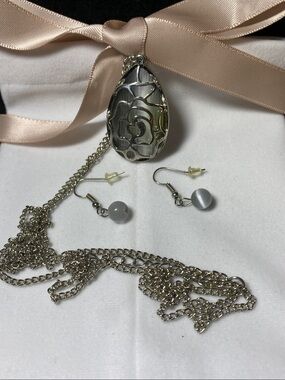 Vintage Grey Yellow Oval Moonstone Sliding Pendant Ball Earring Fall Sweater
